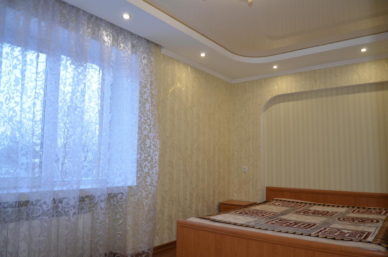 Ветеринарный Apartment Berdychiv Bagian luar foto